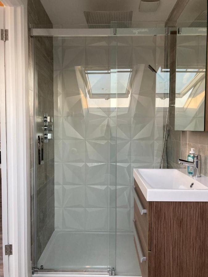 Uno St Ives - Luxury Serviced Accommodation Екстериор снимка