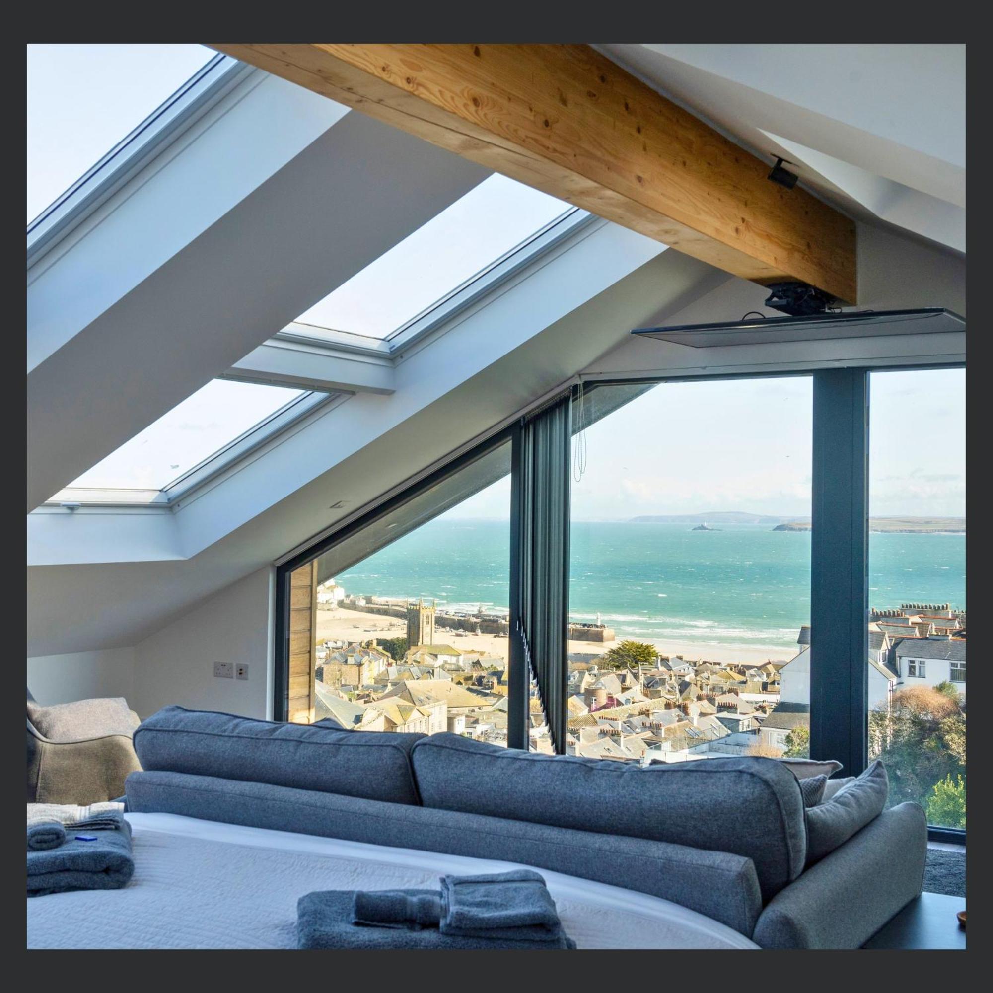 Uno St Ives - Luxury Serviced Accommodation Екстериор снимка