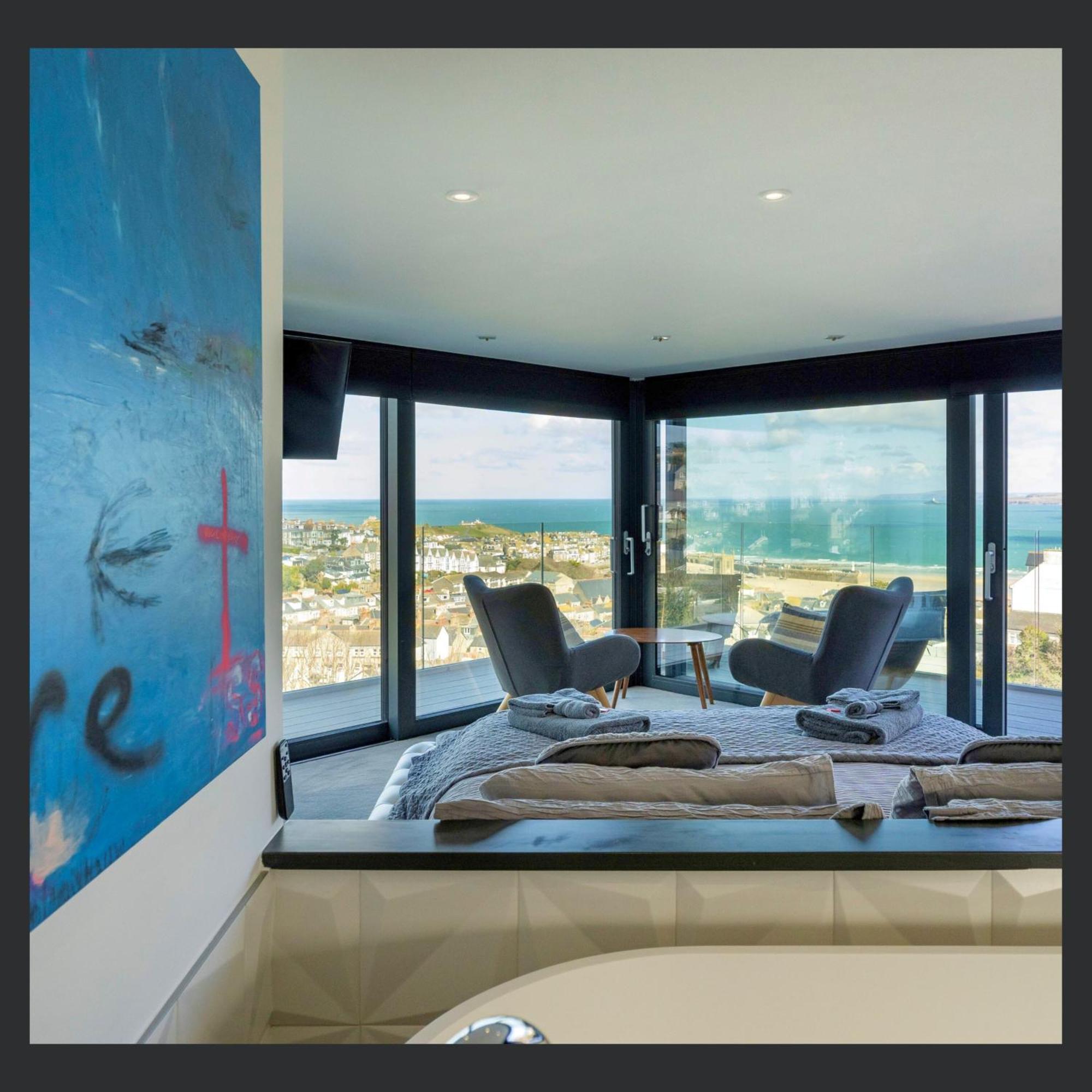Uno St Ives - Luxury Serviced Accommodation Екстериор снимка